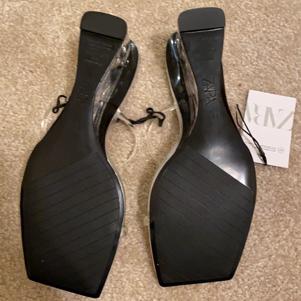 Metallic transparent wedge - Picture 5 of 7